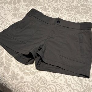 🎄Closet Closing Sale🎄 Athleta Women's Charcoal Athletic Shorts 8 Stretch